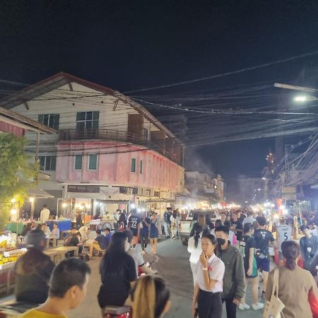 Khampiane Hotel Ban Nongdouang エクステリア 写真