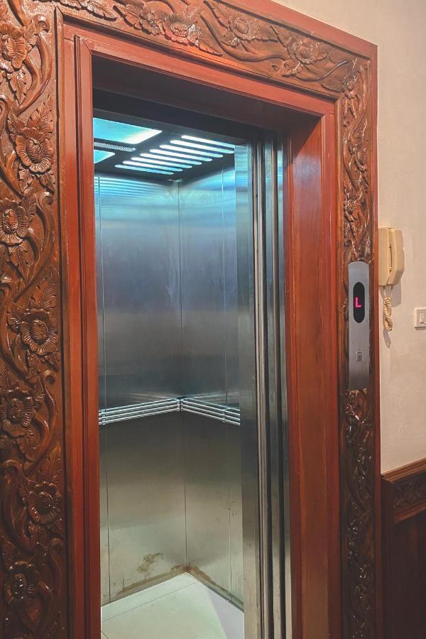 Khampiane Hotel Ban Nongdouang エクステリア 写真