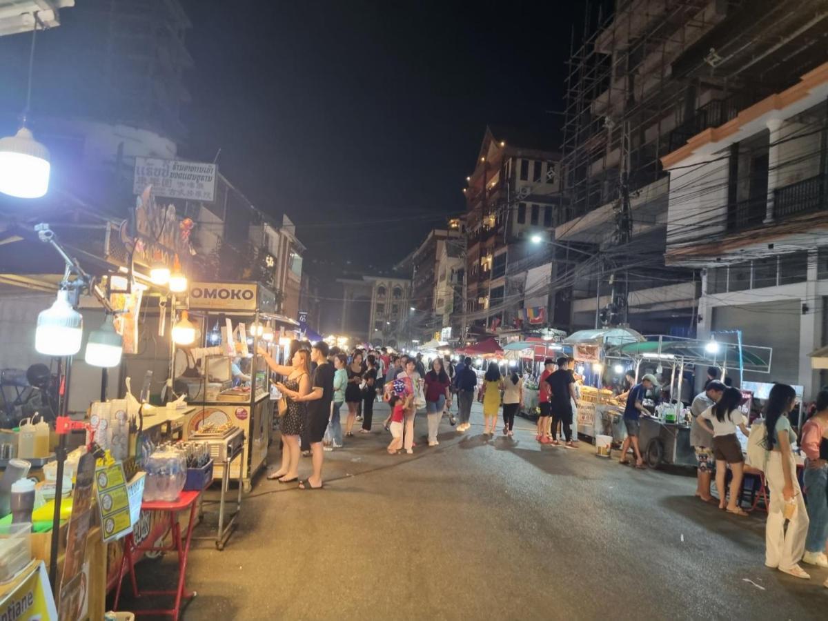 Khampiane Hotel Ban Nongdouang エクステリア 写真